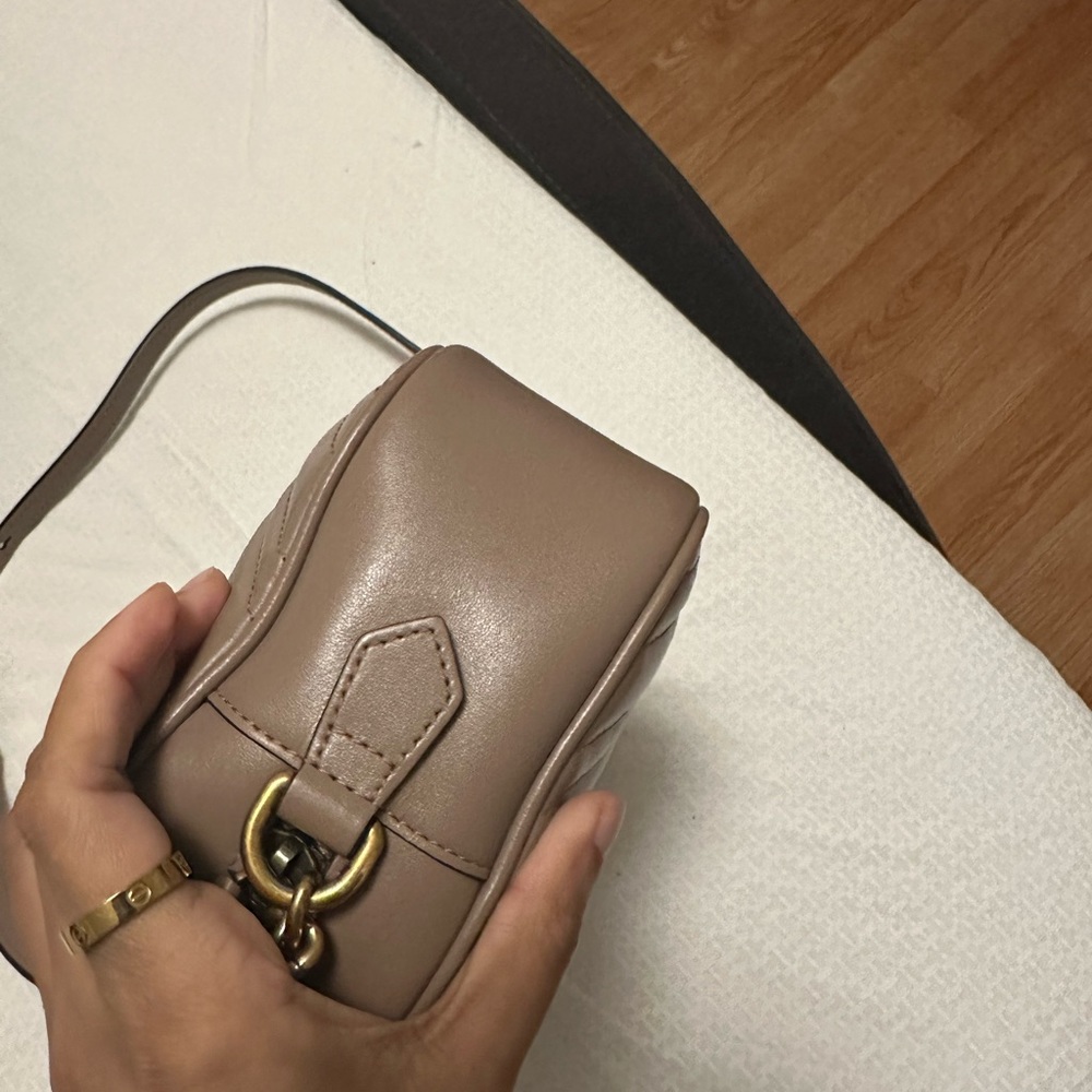 GG MARMONT SMALL SHOULDER BAG - Gently Used - Picture 15 of 16